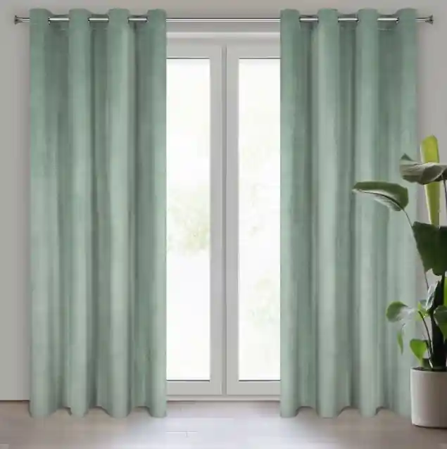 Reducere exclusivă - Perdea de catifea de lux în nuanță de mentă delicată