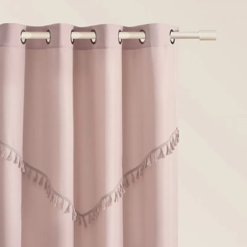 Produs apreciat - Perdea roz CHLOE cu ochelarii 140x260 cm