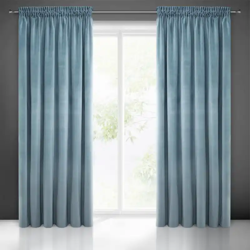 Promoție limitată - Draperie de lux din catifea albastru deschis 140 x 270 cm