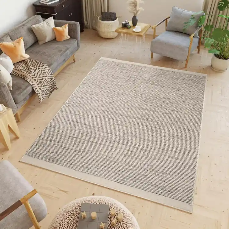 Nu rata - Covor bej tricotat în stil boho