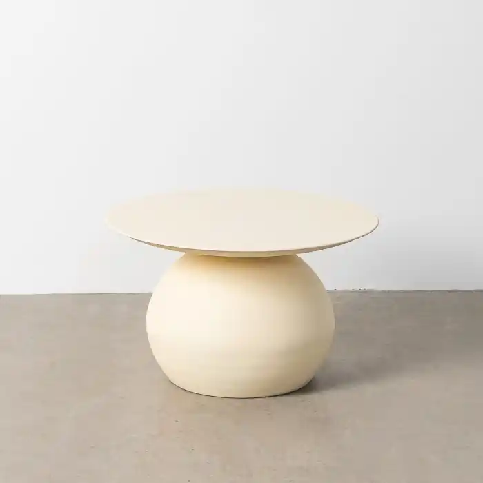 Disponibil acum - Masă de cafea rotundă din oțel off white cu bază sferică și blat subțire 60 x 60 x 45 cm