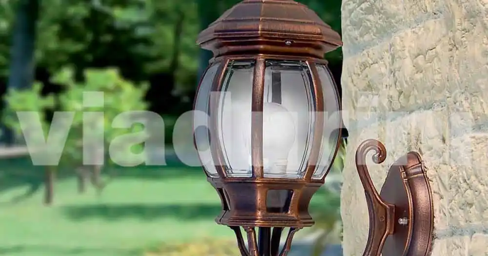 Preț excelent - Lampă de perete din aluminiu, produsă în Italia, Anika