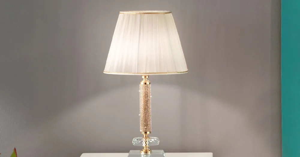 În topul vânzărilor | Lampa Suport Clasica din Metal Auriu, Cristal si Abajur - Similo