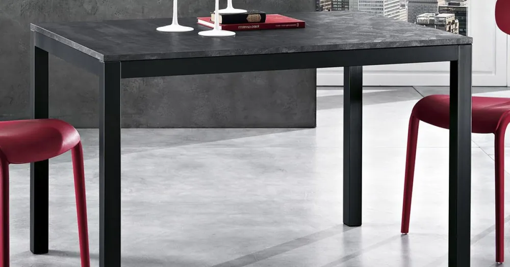 Reducere exclusivă - Masa extensibila pana la 180 cm din metal antracit Made in Italy - Beatrise